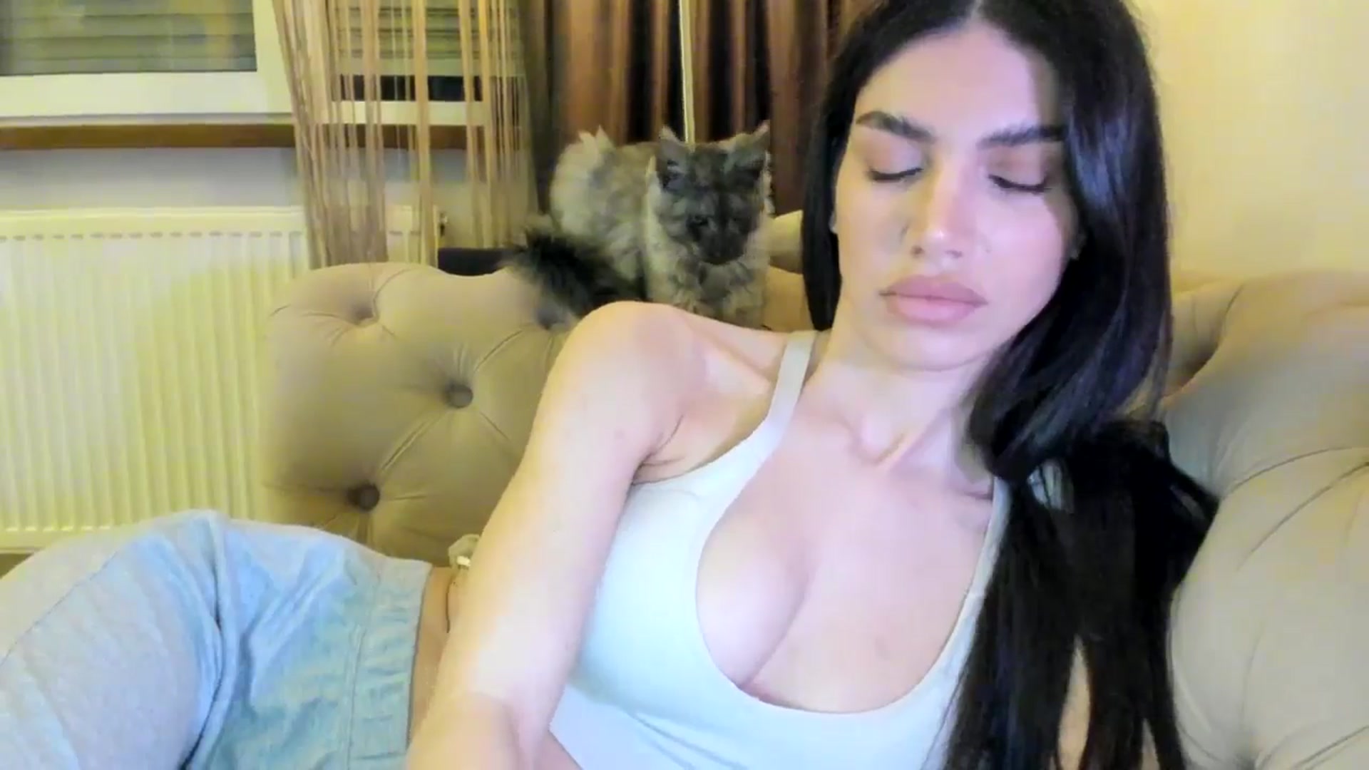 Gallery image thumbnail from SashaLopez's myfreecams stream on, 09/18/2024, 23:23 image 13 of 20