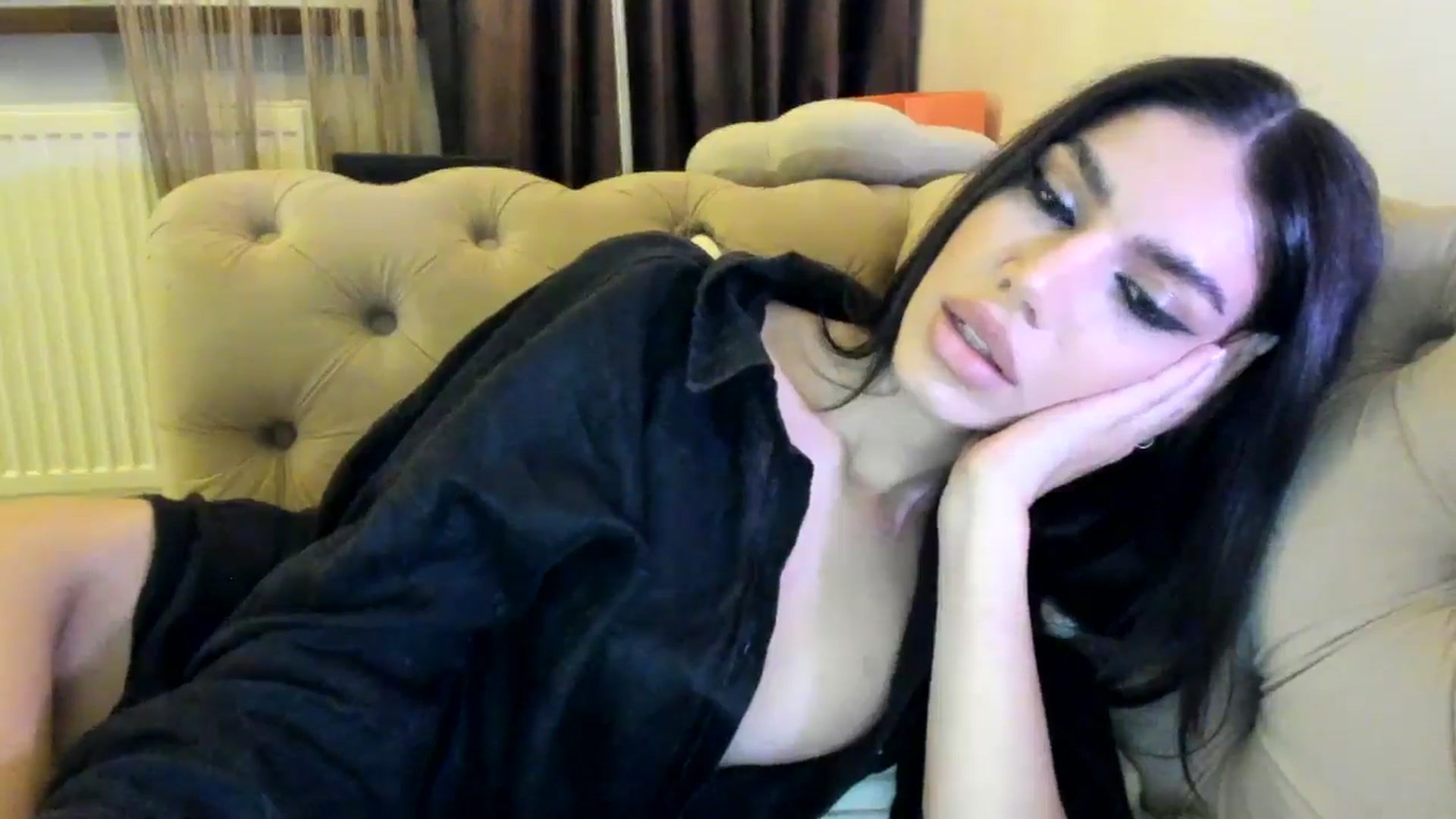 Gallery image thumbnail from SashaLopez's myfreecams stream on, 09/19/2024, 22:04 image 9 of 20