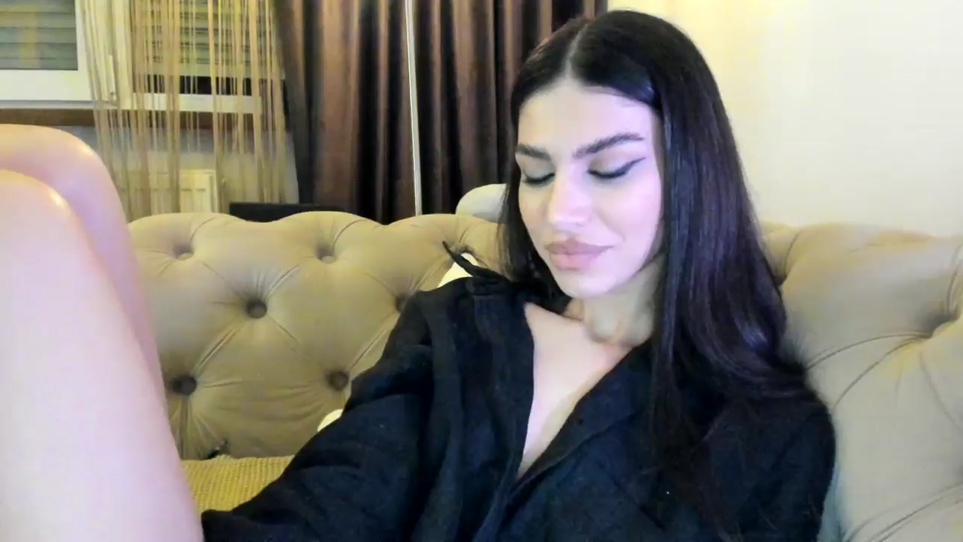 Gallery image thumbnail from SashaLopez's myfreecams stream on, 09/19/2024, 22:04 image 11 of 20