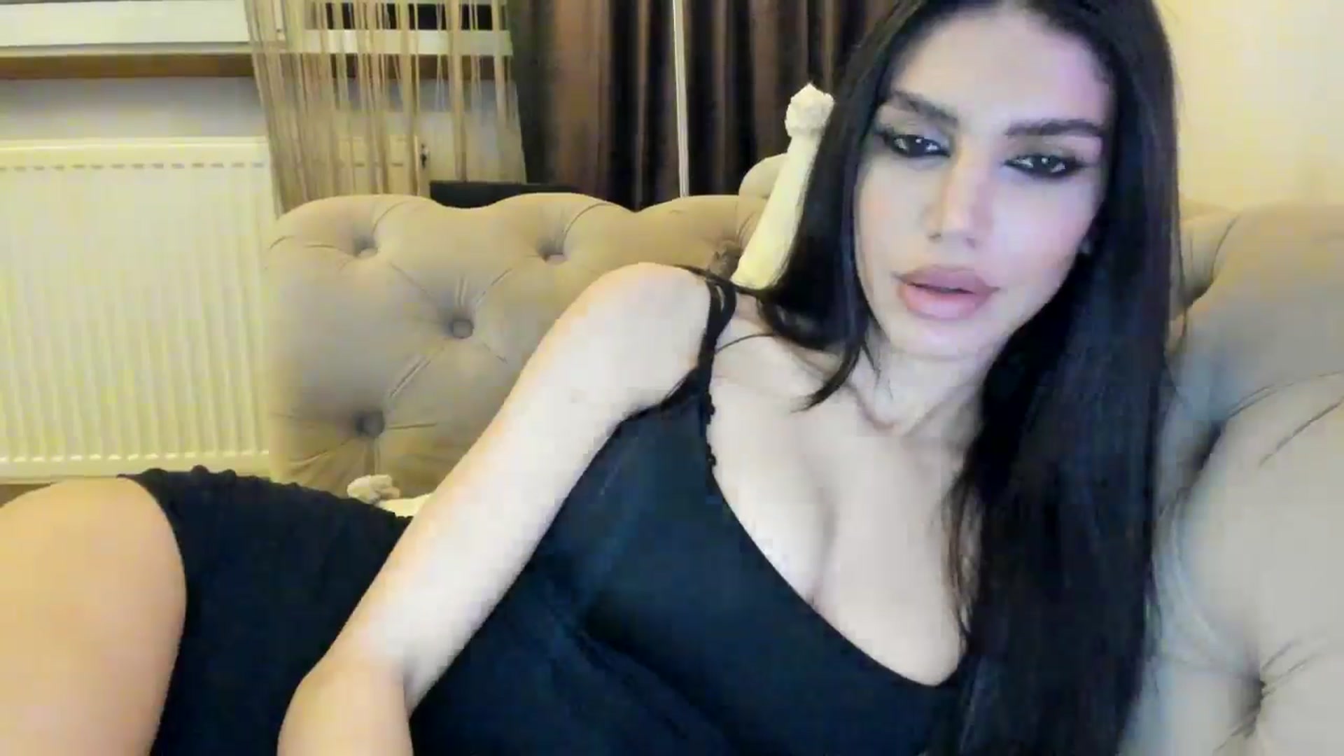 Gallery image thumbnail from SashaLopez's myfreecams stream on, 09/21/2024, 21:36 image 12 of 20