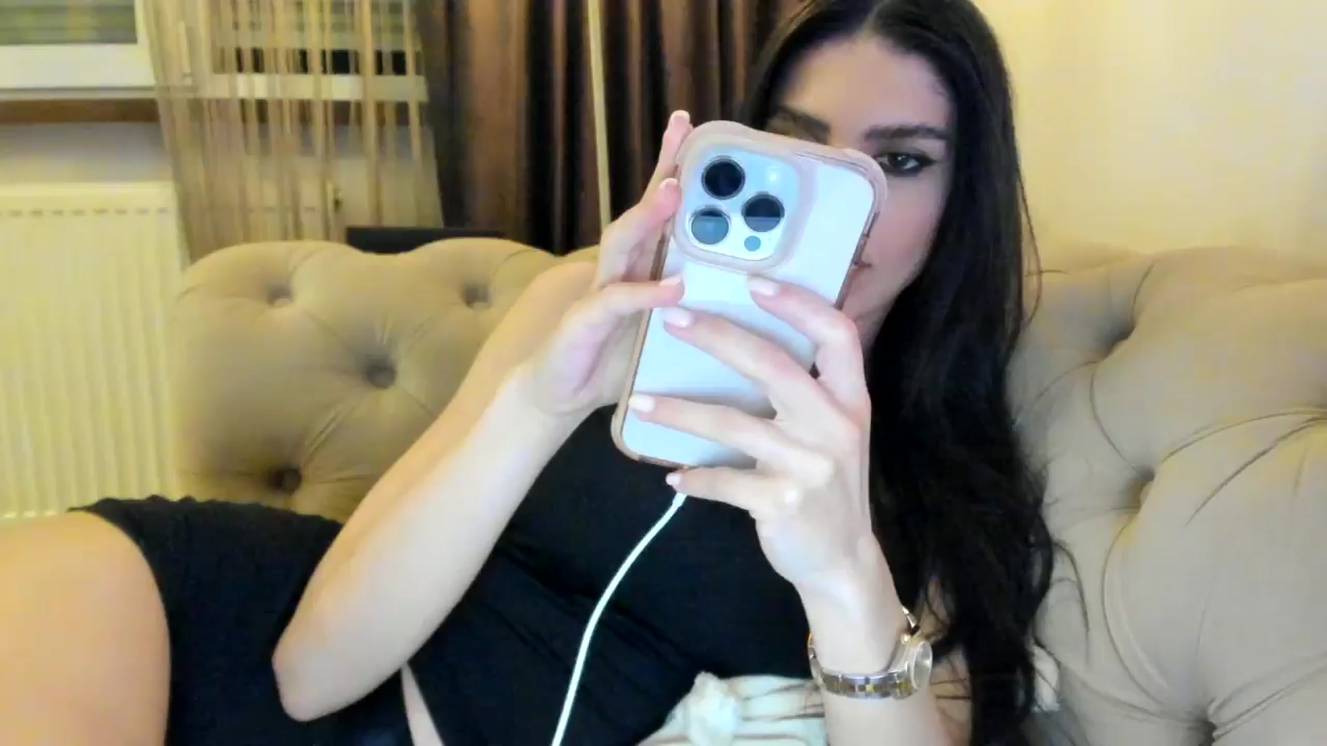 Gallery image thumbnail from SashaLopez's myfreecams stream on, 09/21/2024, 21:36 image 8 of 20