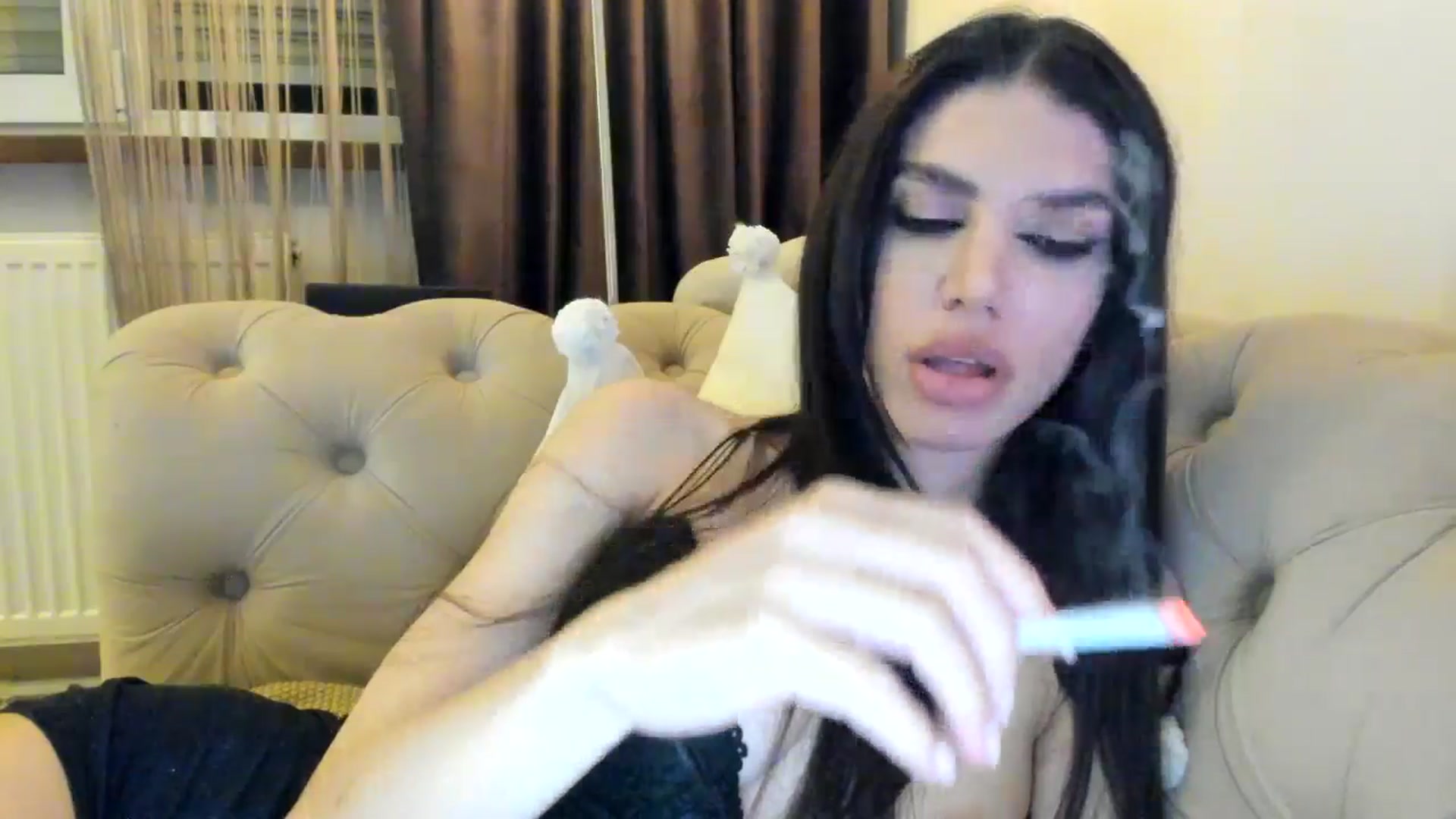 Gallery image thumbnail from SashaLopez's myfreecams stream on, 09/21/2024, 23:16 image 16 of 20