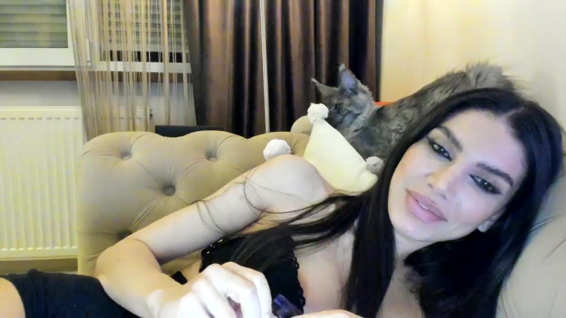 Gallery image thumbnail from SashaLopez's myfreecams stream on, 09/21/2024, 23:16 image 2 of 20