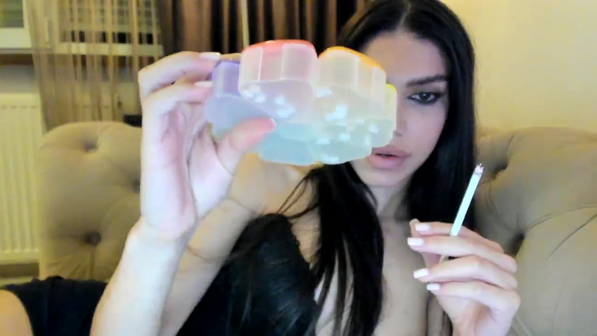Gallery image thumbnail from SashaLopez's myfreecams stream on, 09/21/2024, 23:16 image 14 of 20