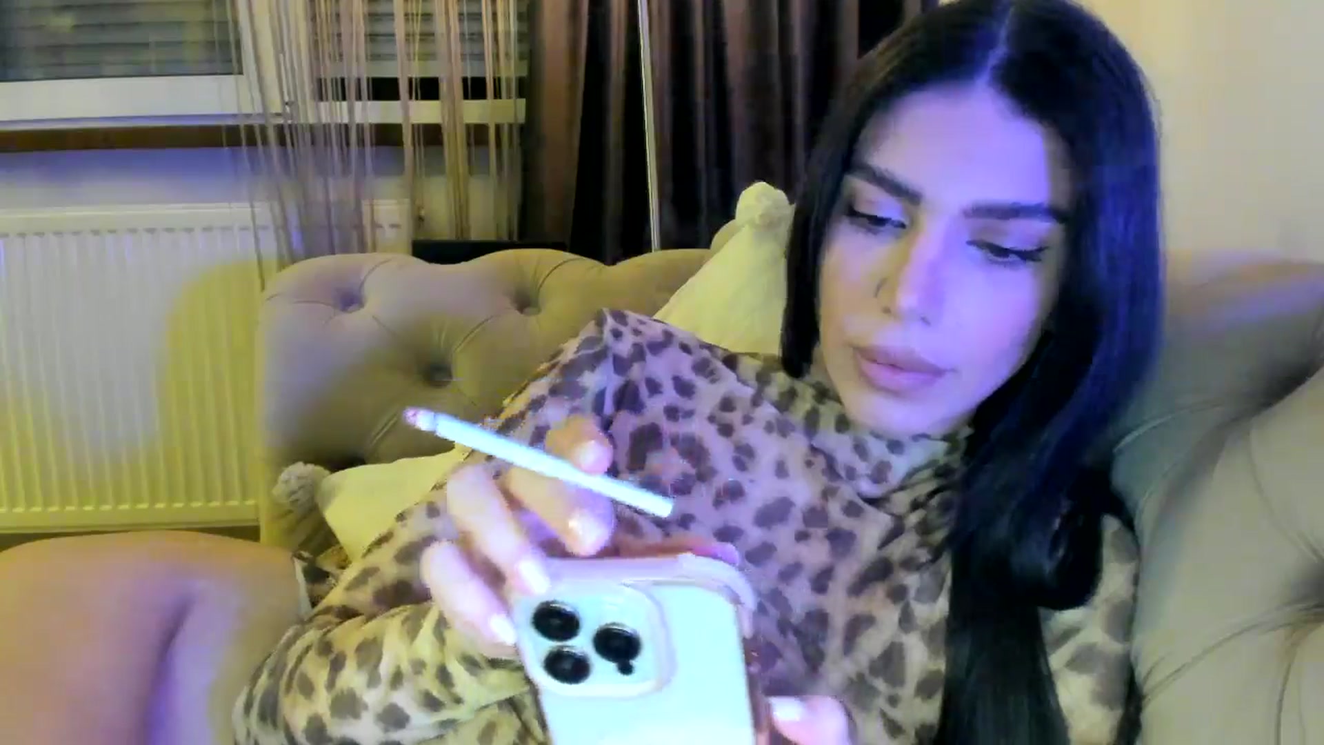 Gallery image thumbnail from SashaLopez's myfreecams stream on, 09/23/2024, 22:27 image 2 of 20