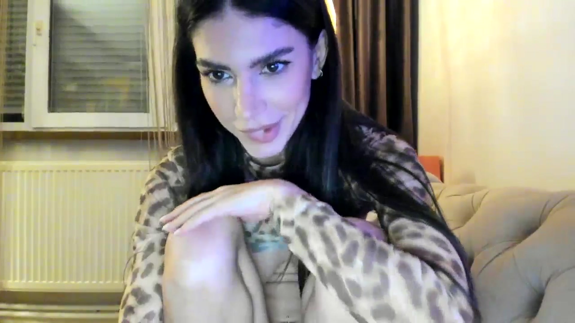 Gallery image thumbnail from SashaLopez's myfreecams stream on, 09/23/2024, 22:27 image 14 of 20