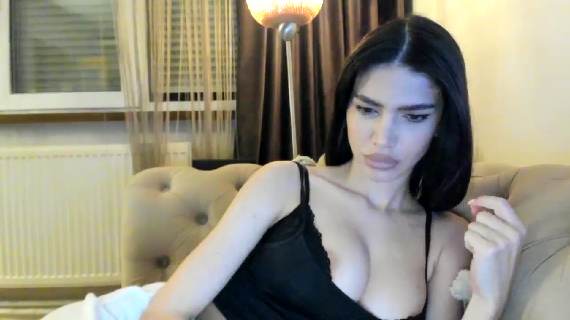 Gallery image thumbnail from SashaLopez's myfreecams stream on, 09/25/2024, 22:00 image 8 of 20