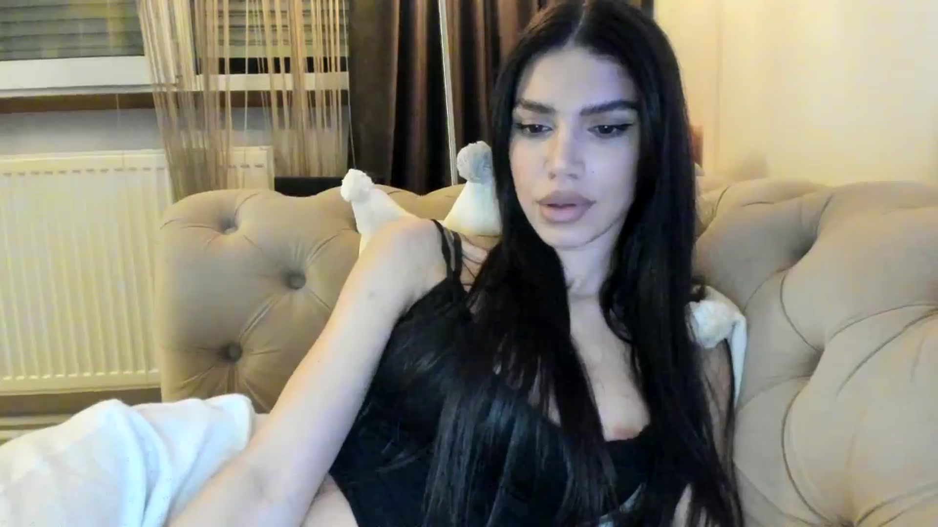 Gallery image thumbnail from SashaLopez's myfreecams stream on, 09/25/2024, 22:00 image 5 of 20