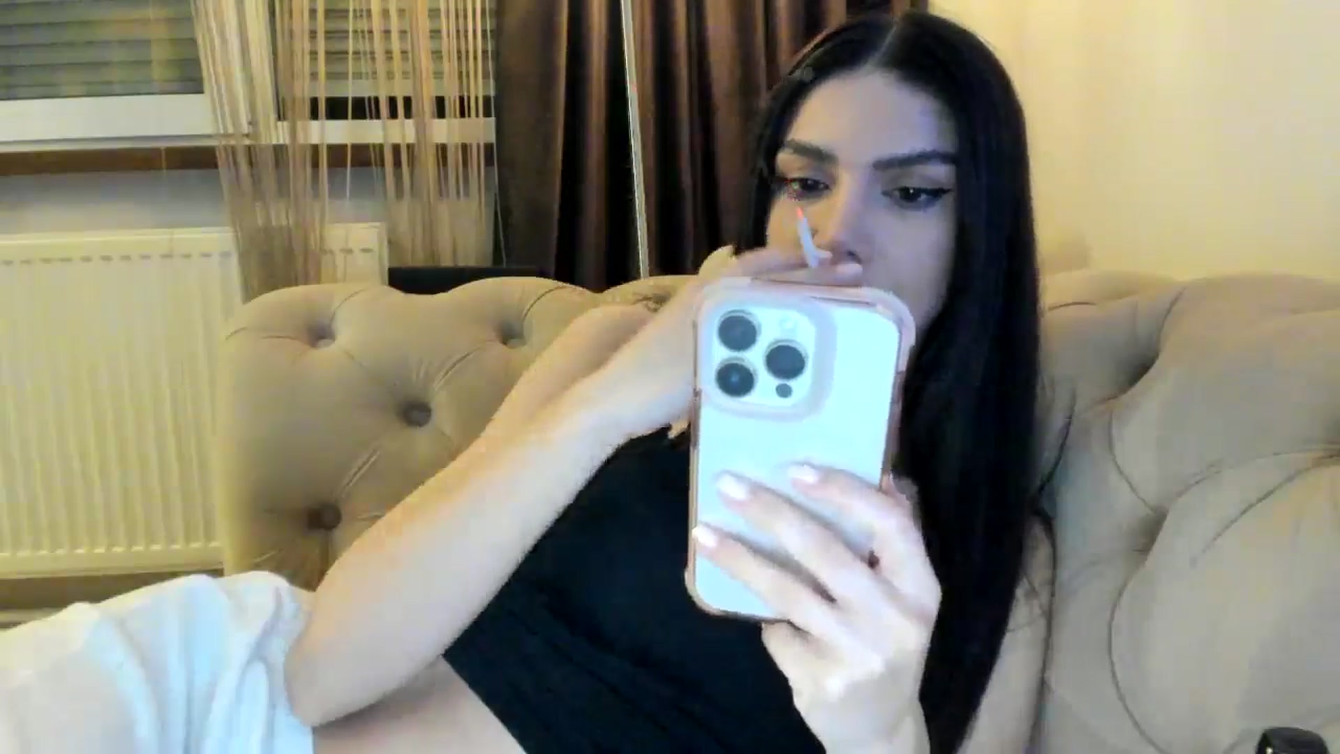 Gallery image thumbnail from SashaLopez's myfreecams stream on, 09/25/2024, 22:00 image 11 of 20