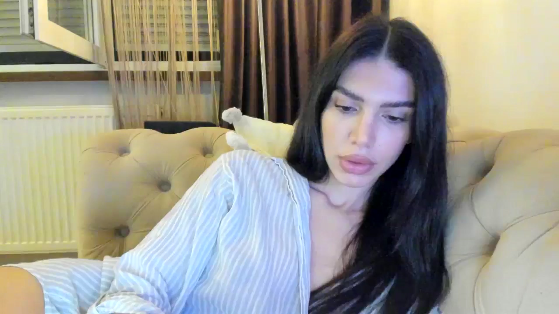 Gallery image thumbnail from SashaLopez's myfreecams stream on, 09/28/2024, 21:31 image 14 of 20