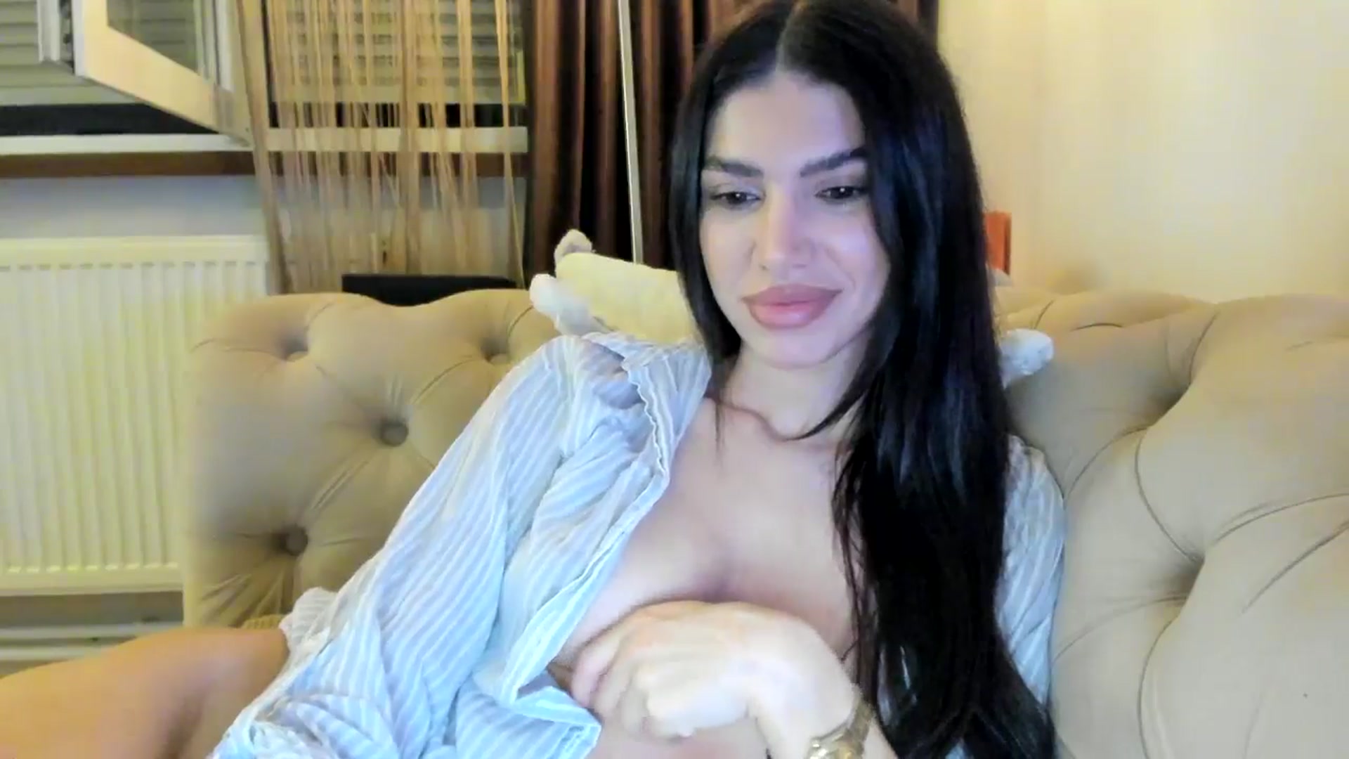Gallery image thumbnail from SashaLopez's myfreecams stream on, 09/28/2024, 21:31 image 3 of 20