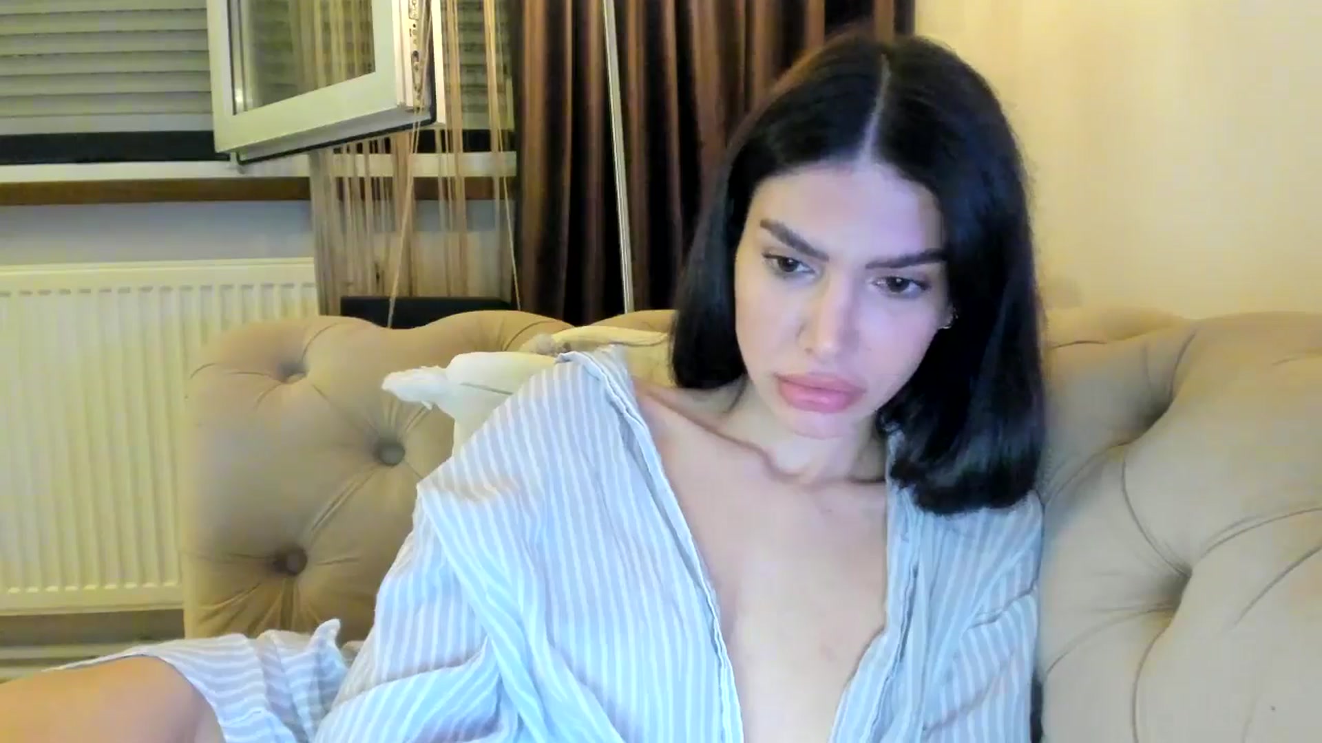 Gallery image thumbnail from SashaLopez's myfreecams stream on, 09/28/2024, 23:13 image 13 of 20
