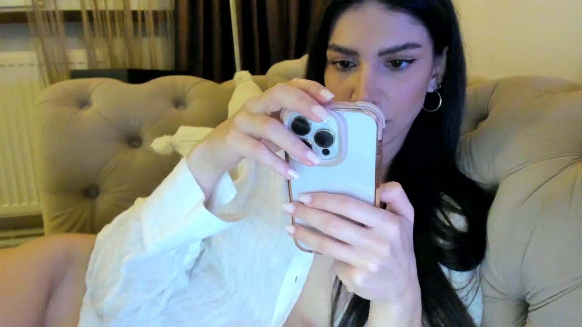 Gallery image thumbnail from SashaLopez's myfreecams stream on, 09/29/2024, 21:00 image 3 of 20