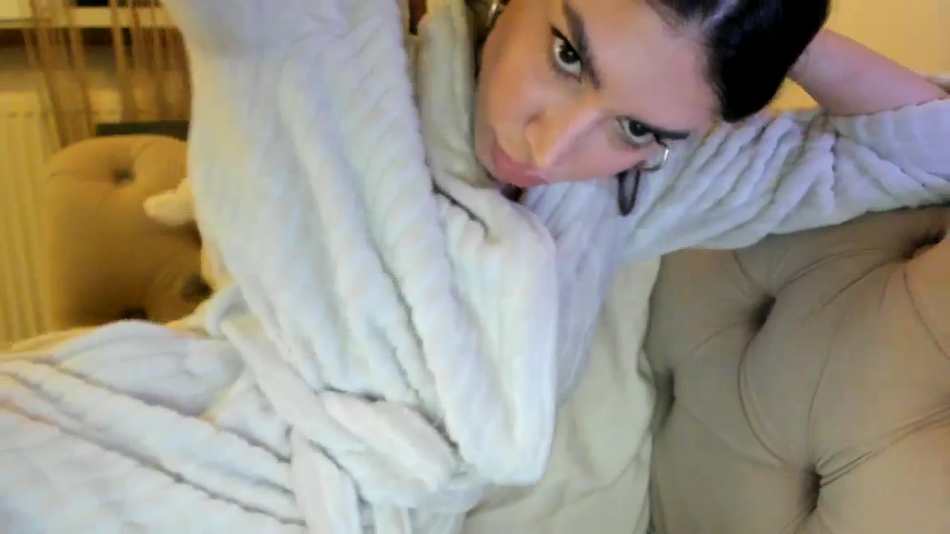 Gallery image thumbnail from SashaLopez's myfreecams stream on, 09/29/2024, 23:05 image 9 of 20