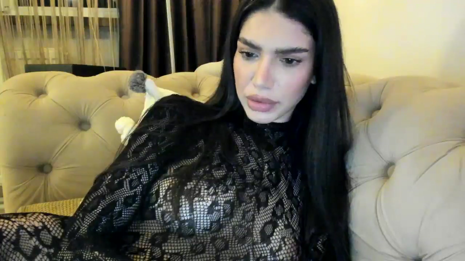 Gallery image thumbnail from SashaLopez's myfreecams stream on, 10/03/2024, 24:12 image 8 of 20