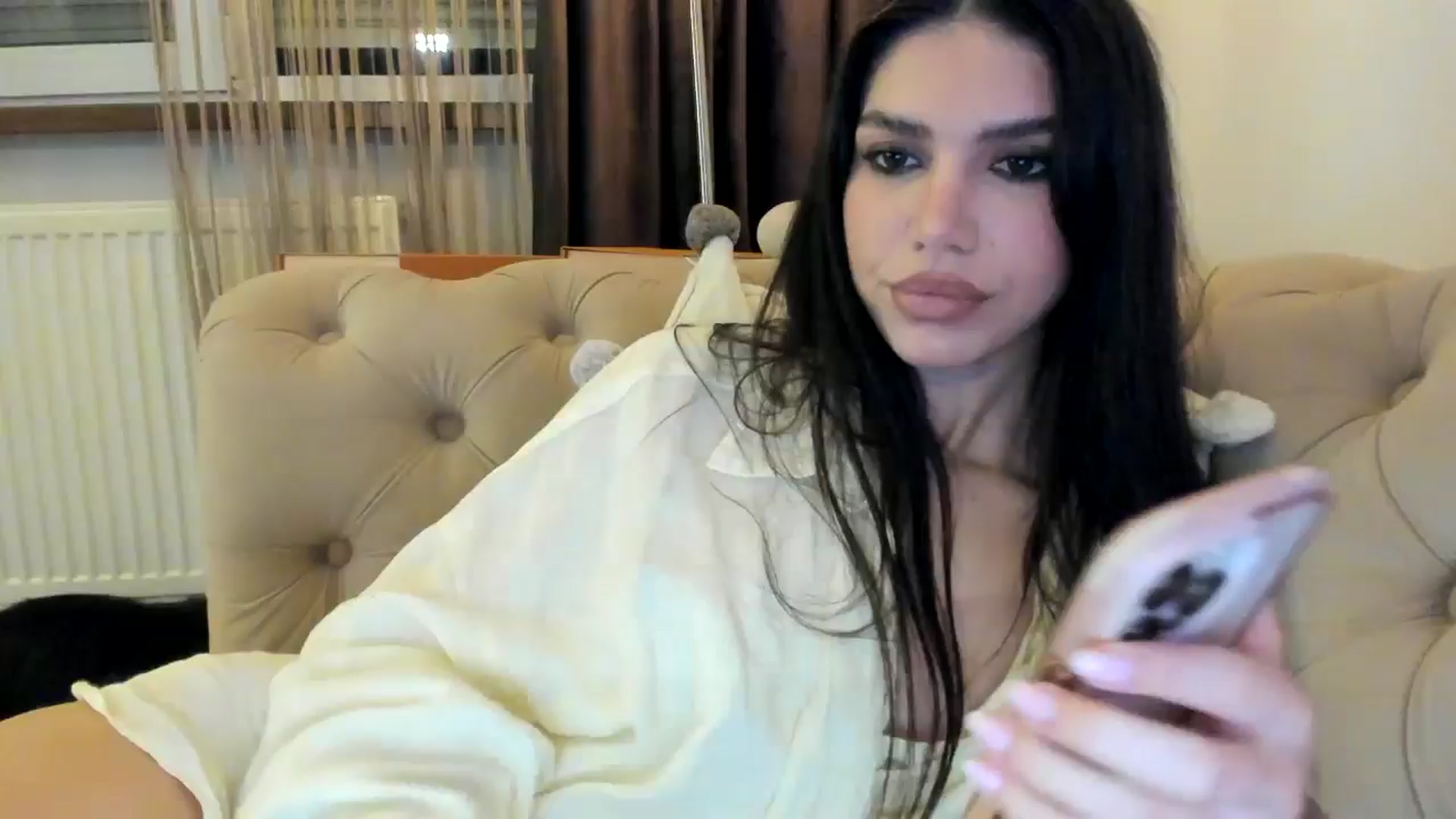 Gallery image thumbnail from SashaLopez's myfreecams stream on, 10/05/2024, 20:54 image 17 of 20