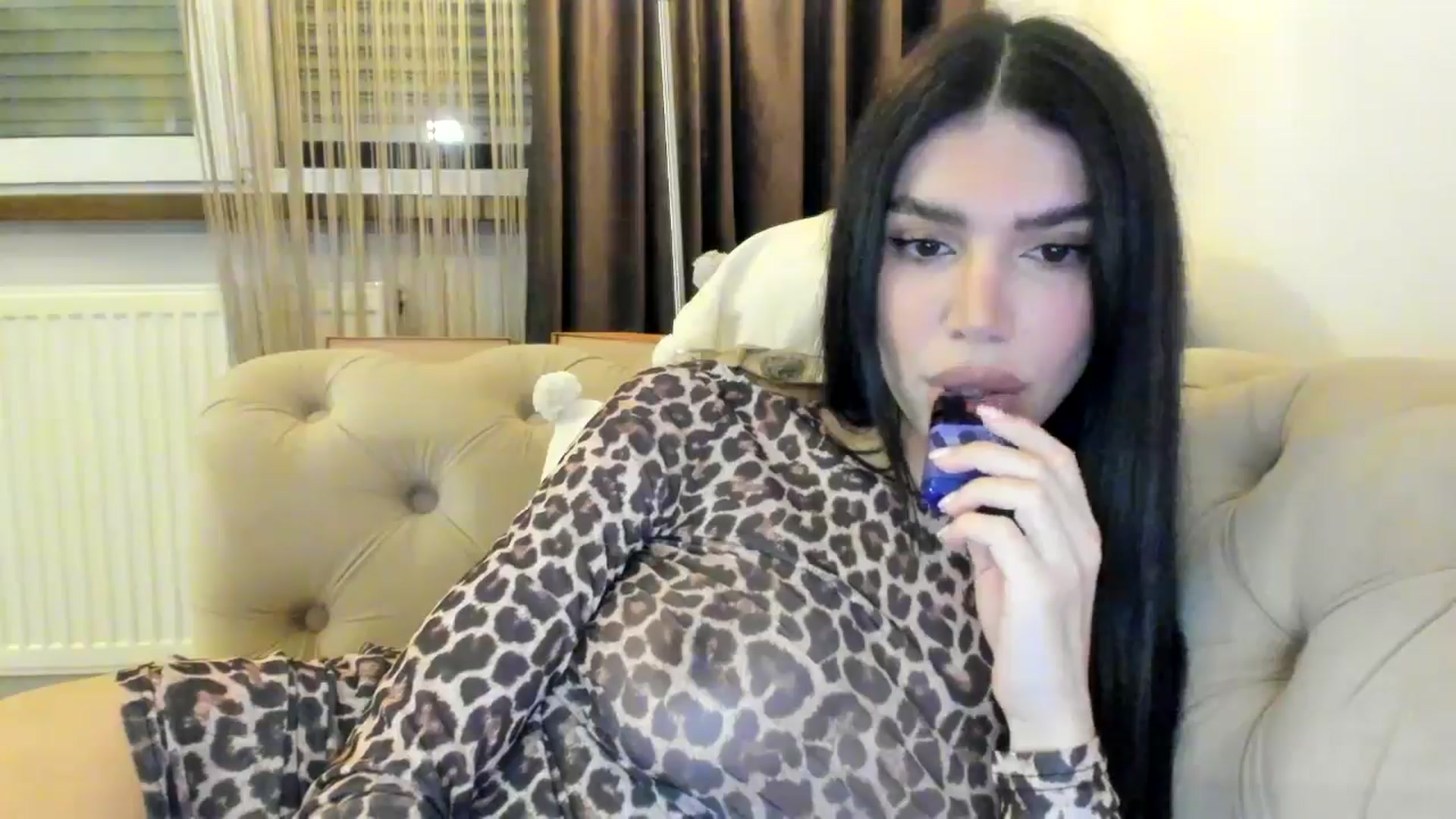 Gallery image thumbnail from SashaLopez's myfreecams stream on, 10/07/2024, 21:10 image 7 of 20
