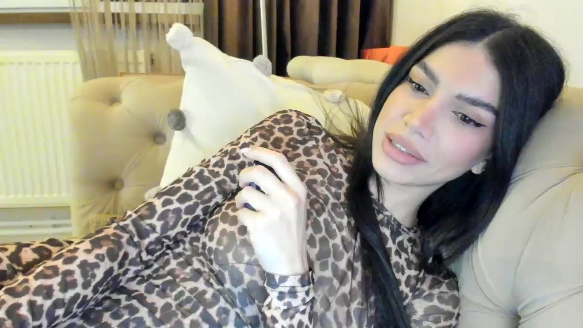 Gallery image thumbnail from SashaLopez's myfreecams stream on, 10/07/2024, 22:58 image 8 of 20