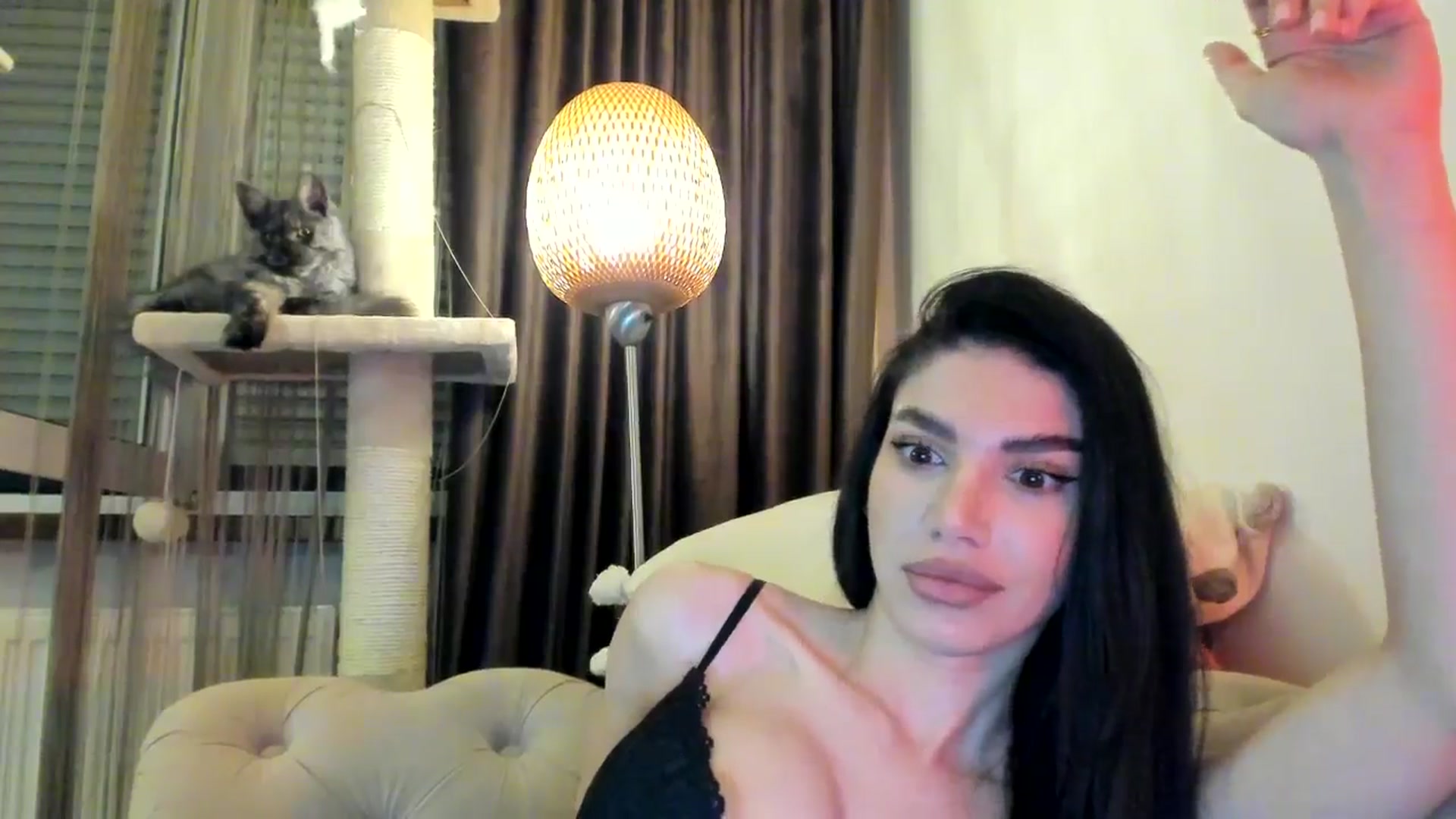 Gallery image thumbnail from SashaLopez's myfreecams stream on, 10/20/2024, 21:50 image 4 of 20