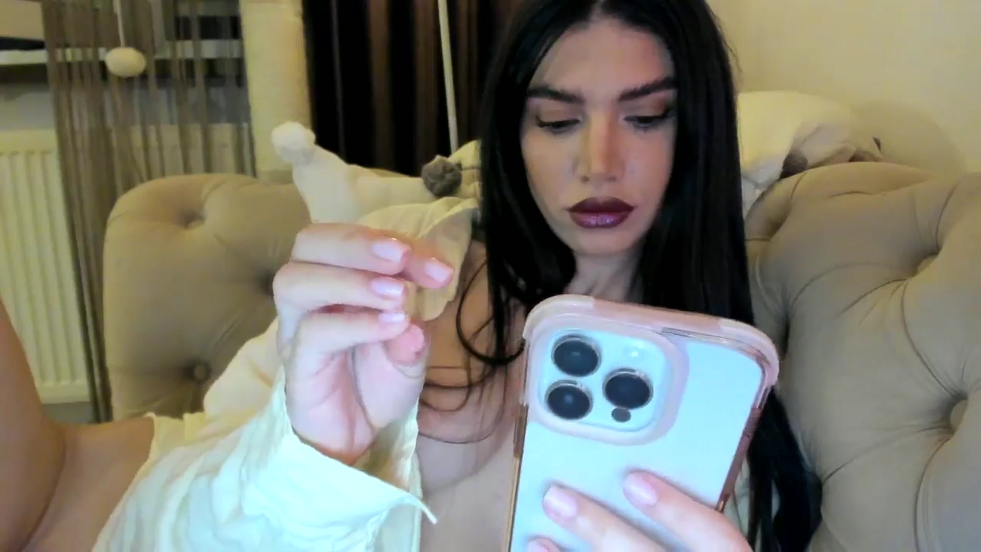 Gallery image thumbnail from SashaLopez's myfreecams stream on, 10/24/2024, 22:25 image 3 of 20