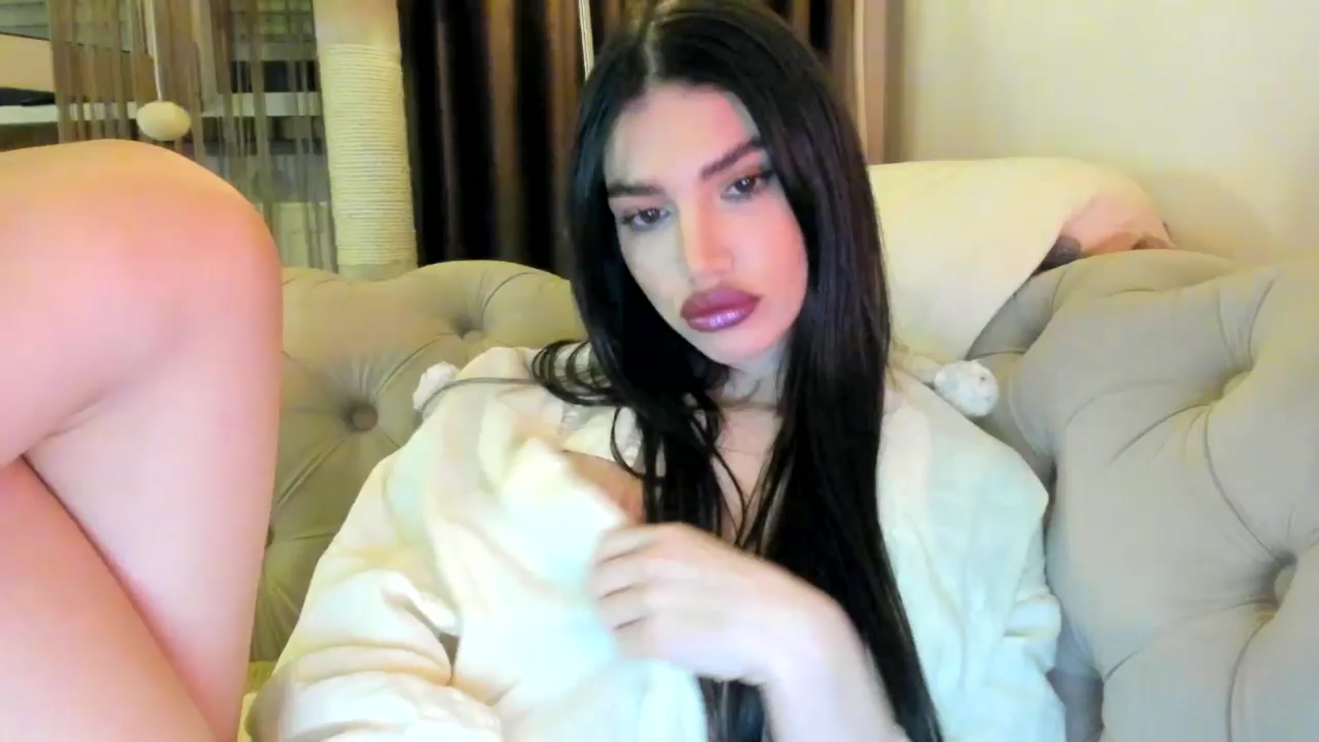 Gallery image thumbnail from SashaLopez's myfreecams stream on, 10/24/2024, 22:25 image 9 of 20