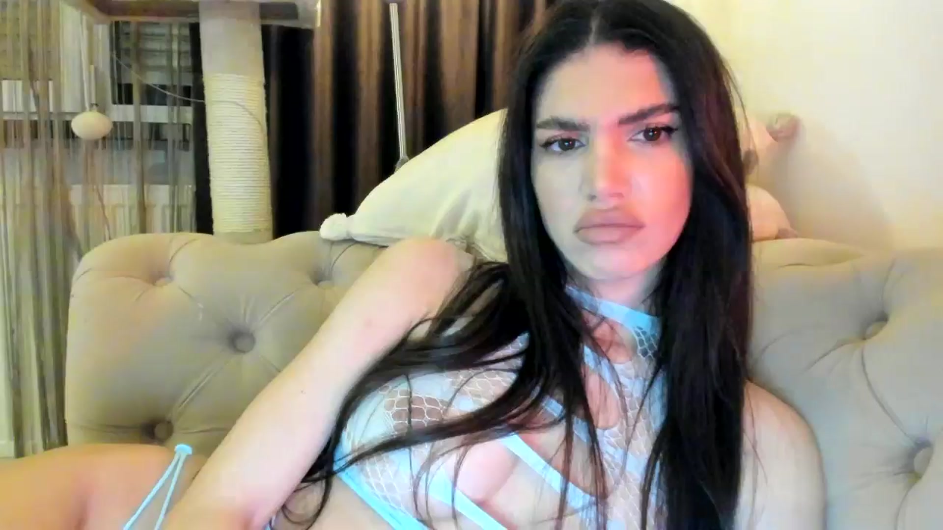 Gallery image thumbnail from SashaLopez's myfreecams stream on, 10/26/2024, 23:12 image 3 of 20