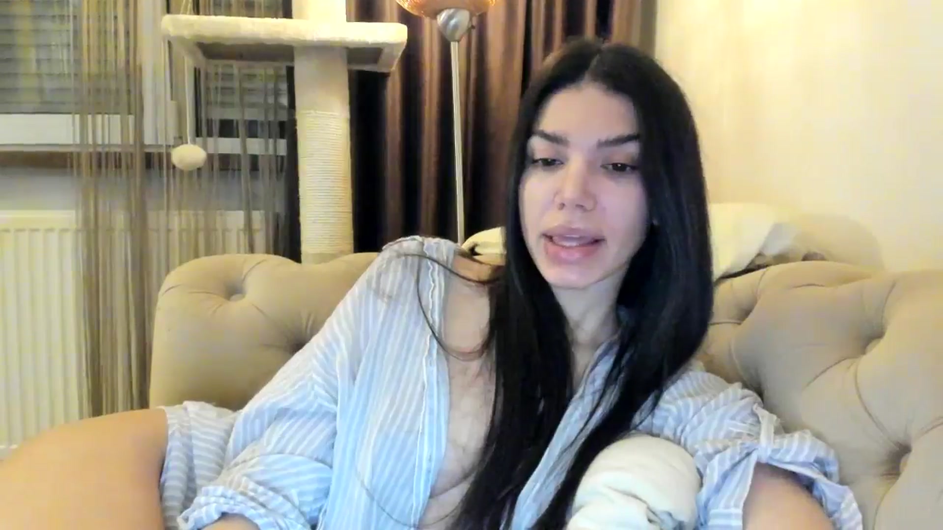 Gallery image thumbnail from SashaLopez's myfreecams stream on, 10/28/2024, 21:02 image 2 of 20