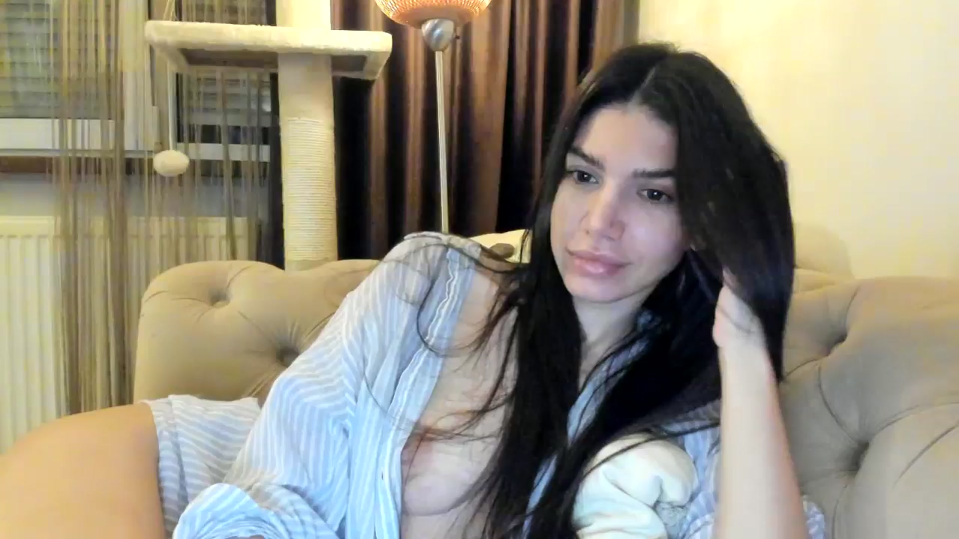 Gallery image thumbnail from SashaLopez's myfreecams stream on, 10/28/2024, 21:02 image 1 of 20