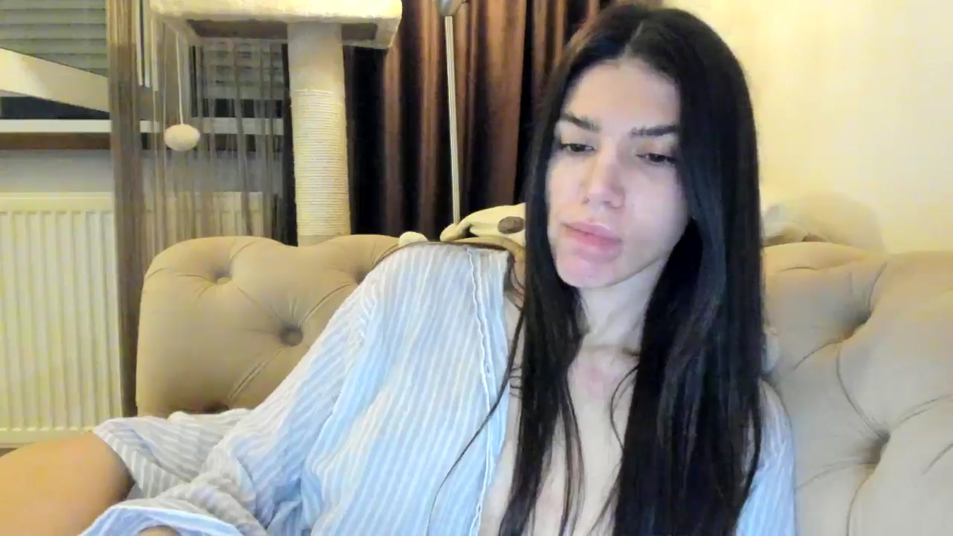 Gallery image thumbnail from SashaLopez's myfreecams stream on, 10/28/2024, 21:20 image 4 of 20