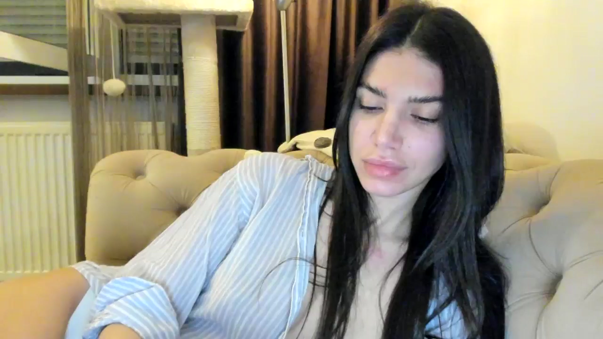 Gallery image thumbnail from SashaLopez's myfreecams stream on, 10/28/2024, 21:20 image 10 of 20