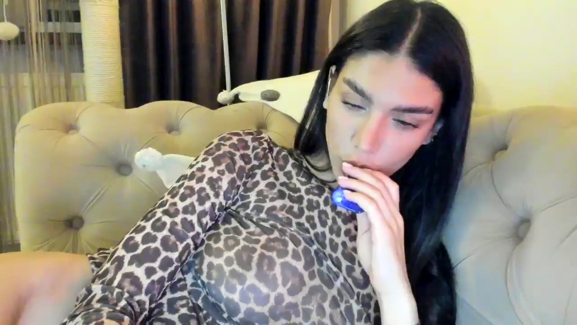 Gallery image thumbnail from SashaLopez's myfreecams stream on, 11/02/2024, 21:24 image 12 of 20