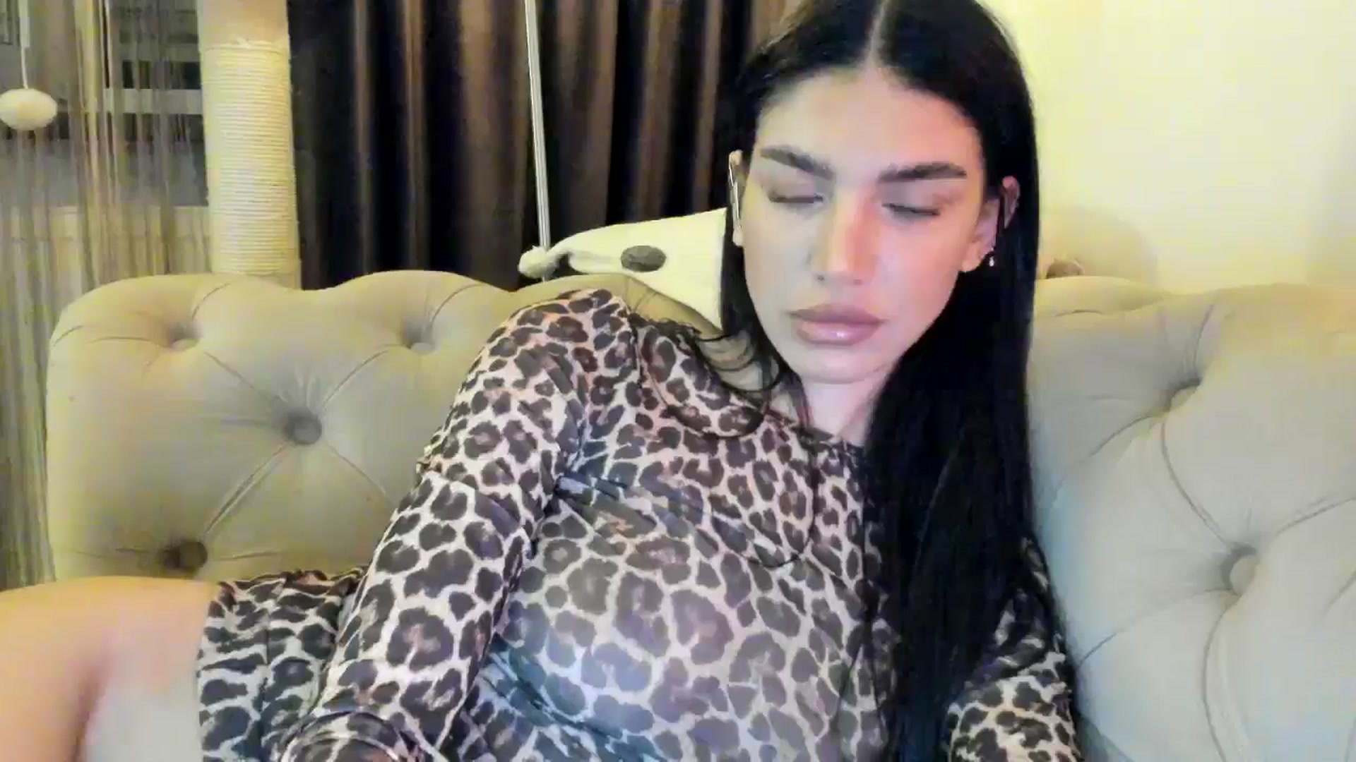 Gallery image thumbnail from SashaLopez's myfreecams stream on, 11/02/2024, 21:24 image 10 of 20