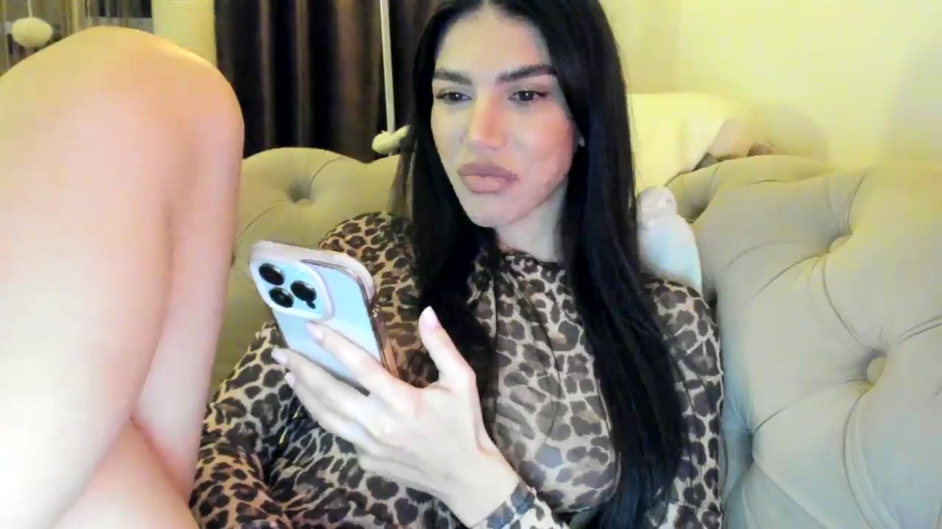 Gallery image thumbnail from SashaLopez's myfreecams stream on, 11/02/2024, 21:24 image 17 of 20
