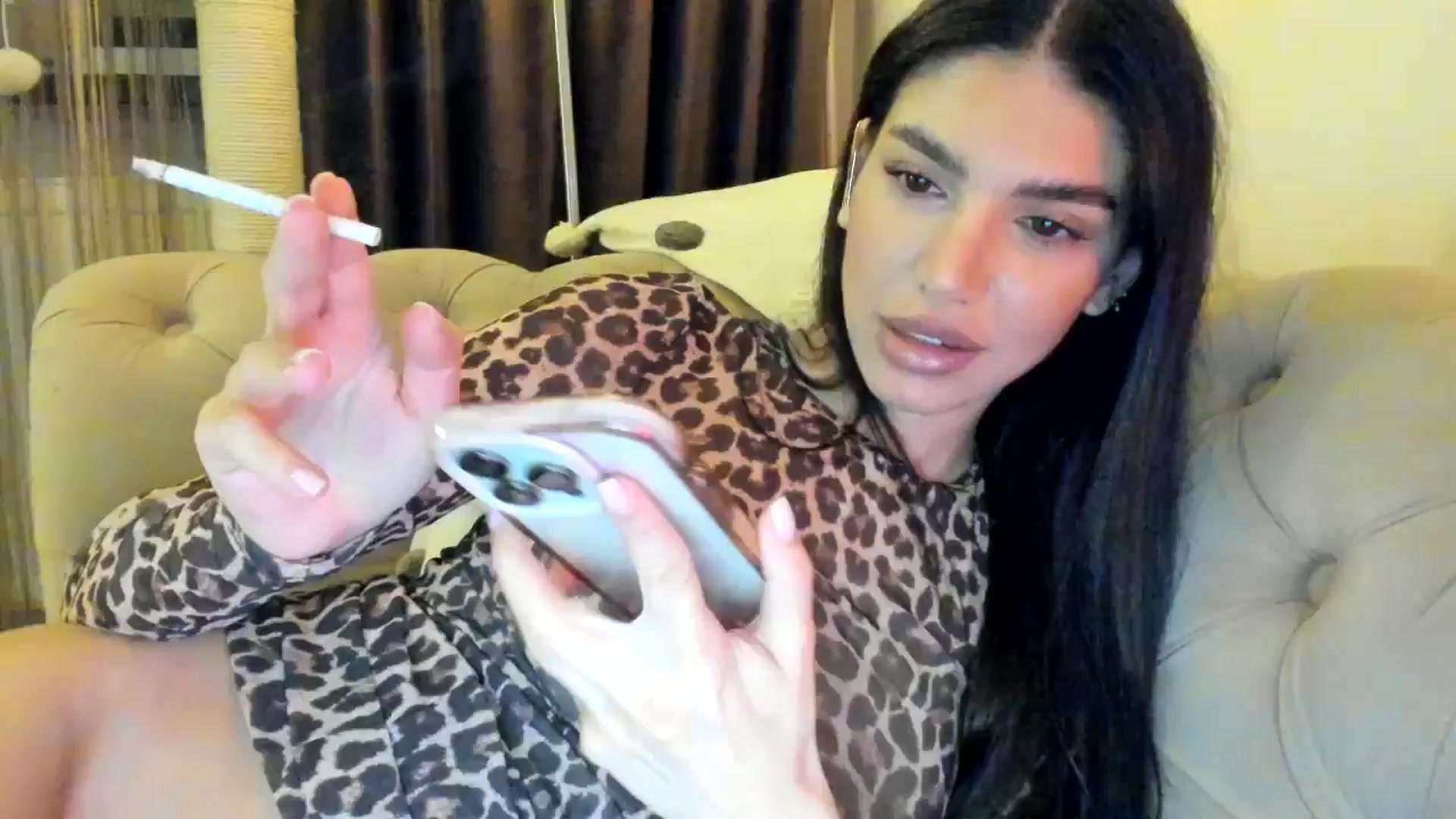 Gallery image thumbnail from SashaLopez's myfreecams stream on, 11/02/2024, 21:24 image 15 of 20
