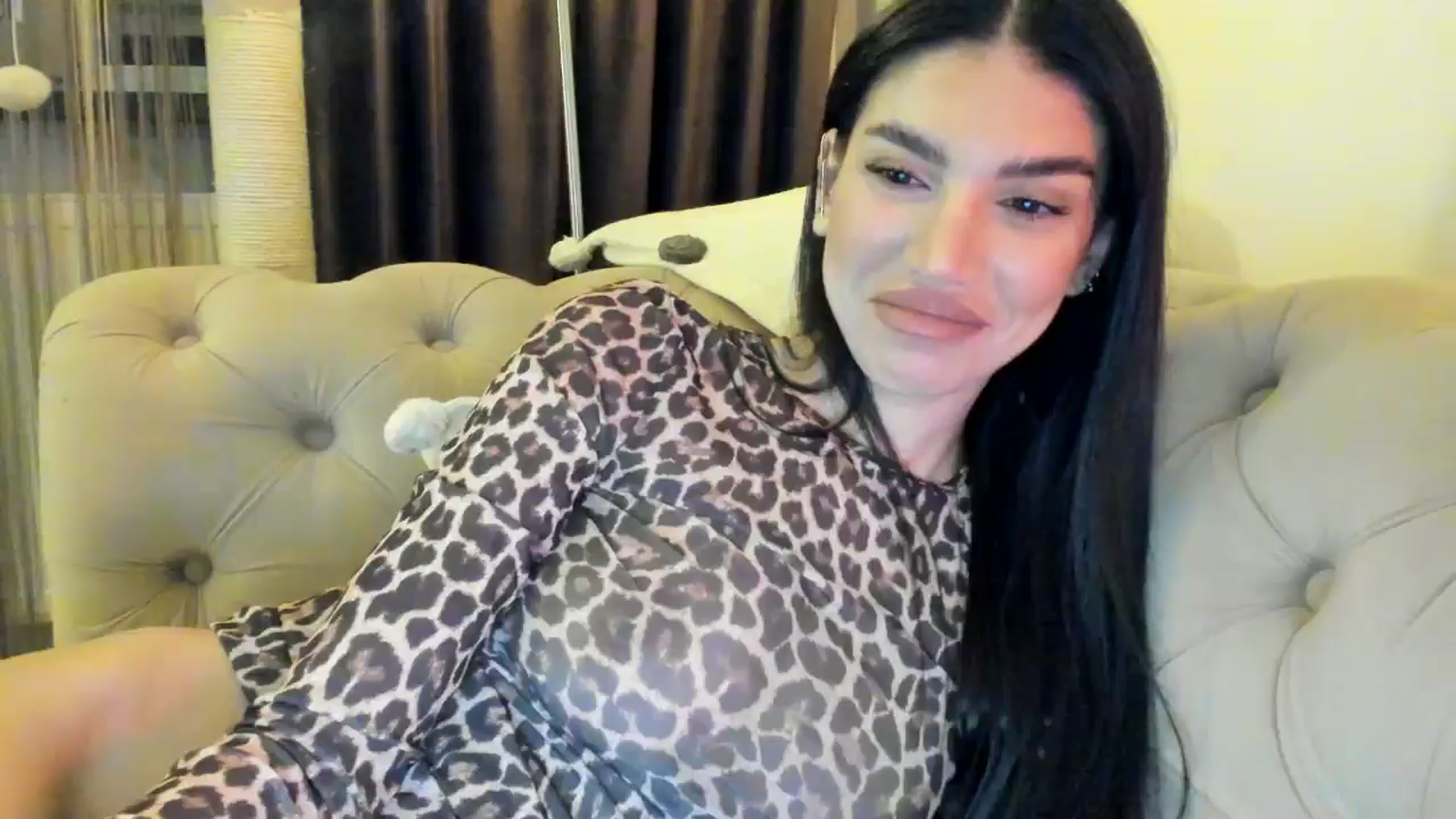 Gallery image thumbnail from SashaLopez's myfreecams stream on, 11/02/2024, 21:24 image 14 of 20