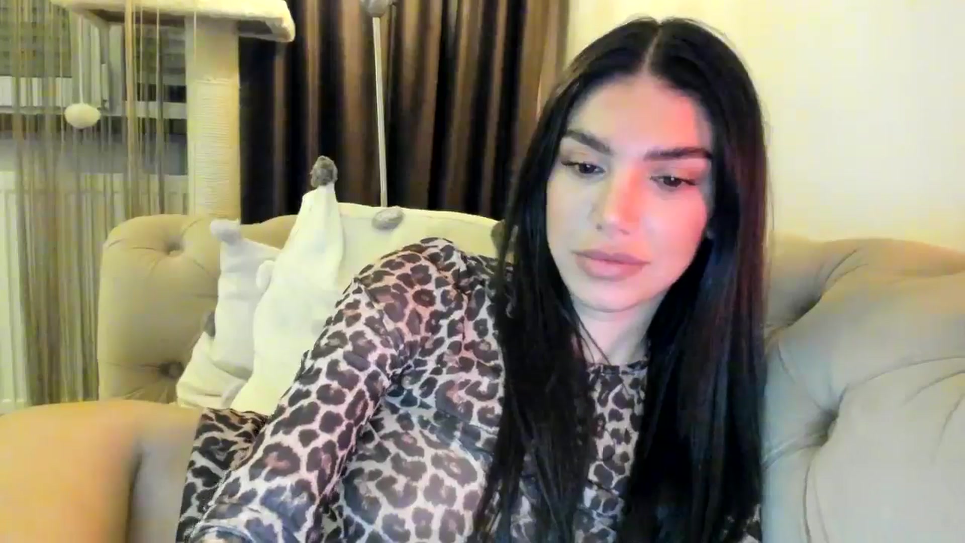 Gallery image thumbnail from SashaLopez's myfreecams stream on, 11/03/2024, 24:37 image 17 of 20