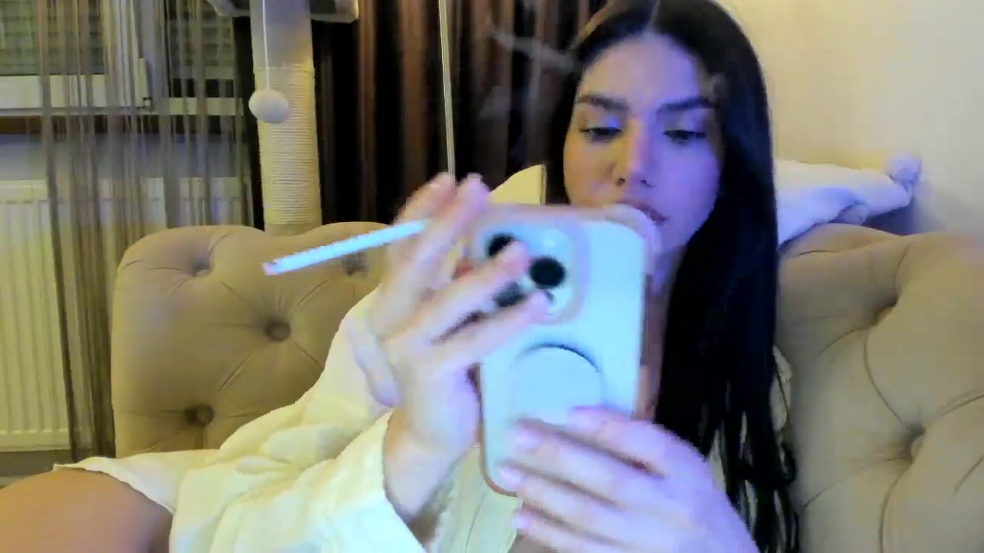 Gallery image thumbnail from SashaLopez's myfreecams stream on, 11/03/2024, 23:01 image 2 of 20
