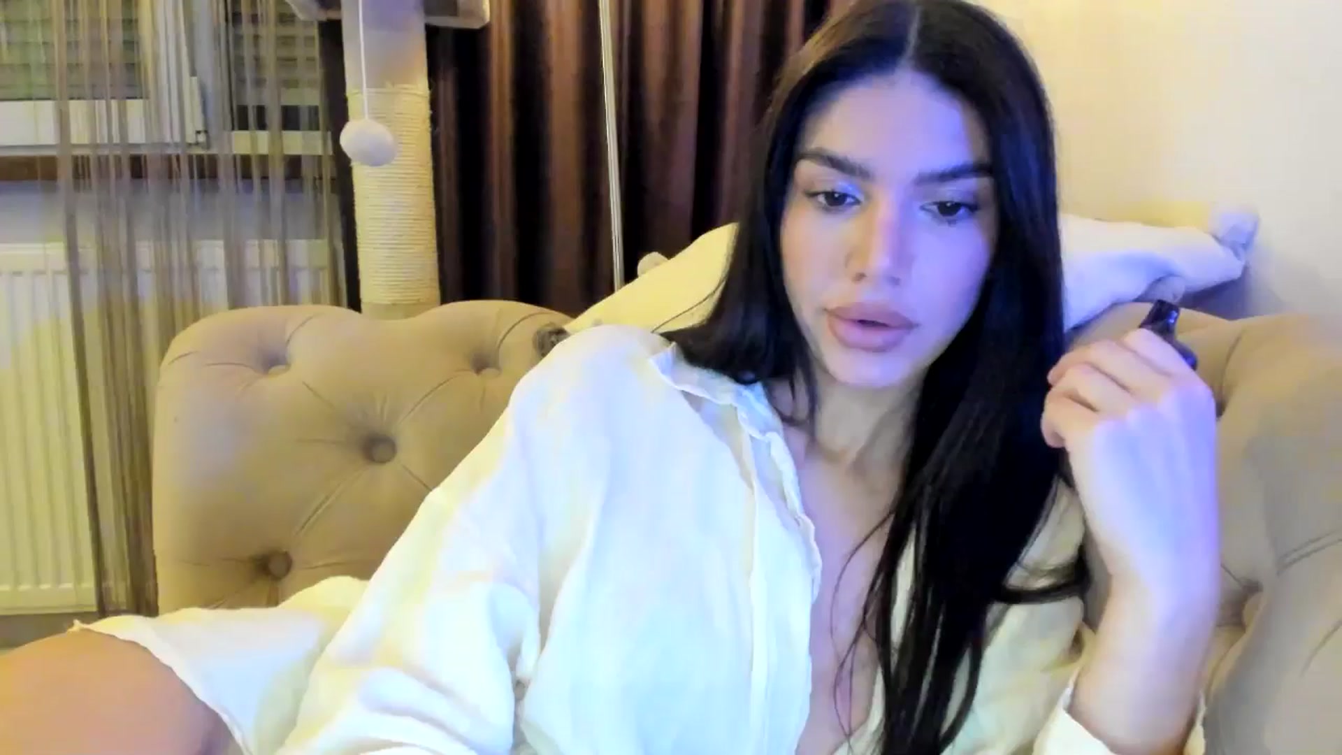 Gallery image thumbnail from SashaLopez's myfreecams stream on, 11/03/2024, 23:01 image 1 of 20