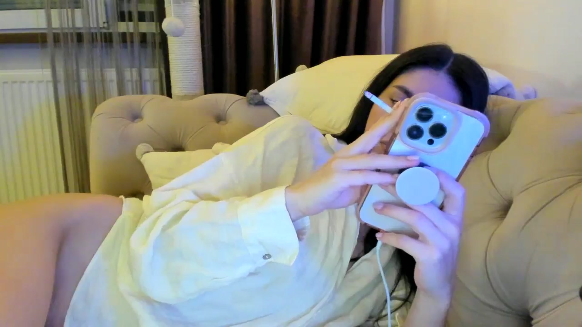 Gallery image thumbnail from SashaLopez's myfreecams stream on, 11/03/2024, 23:01 image 11 of 20