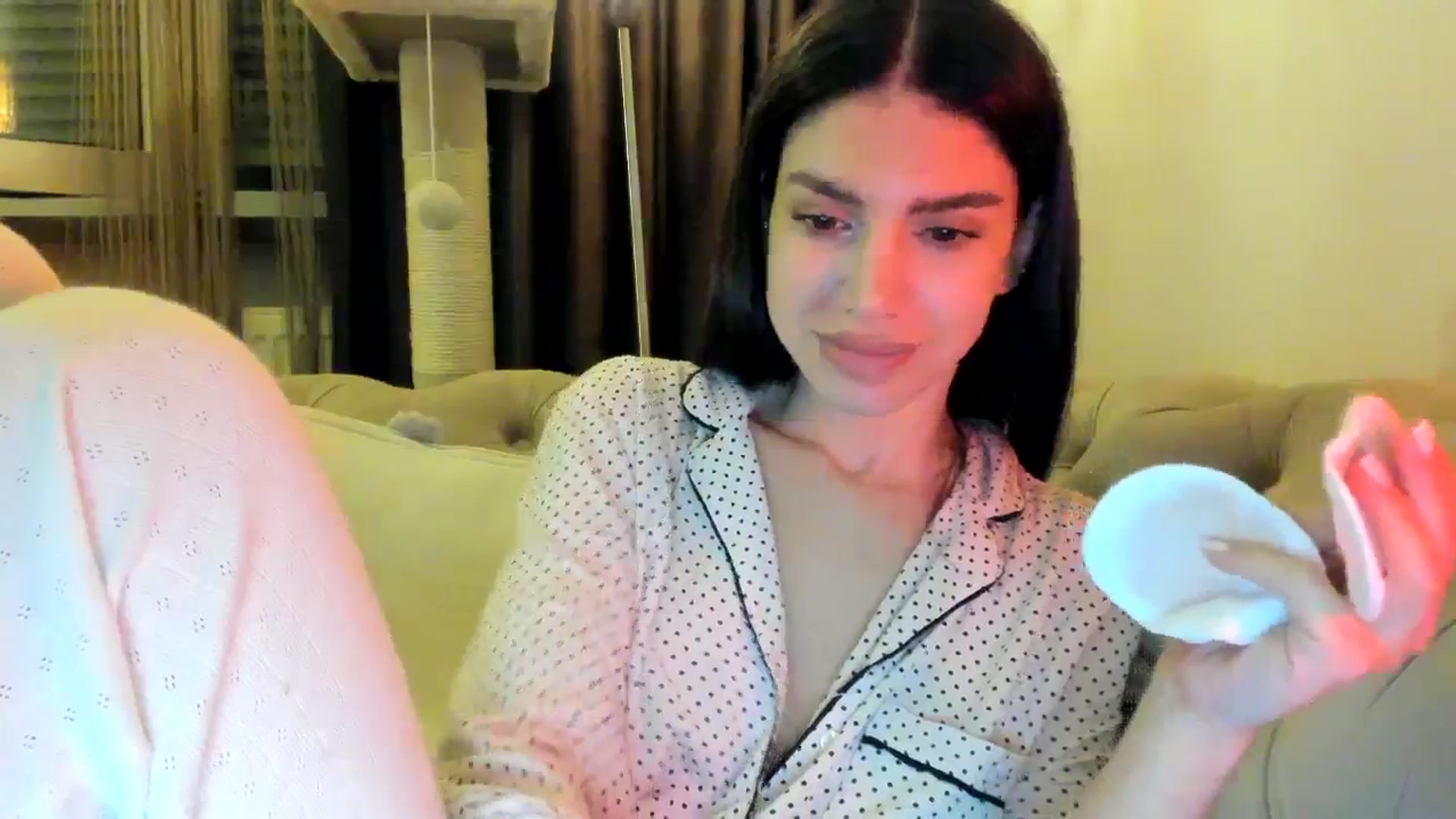 Gallery image thumbnail from SashaLopez's myfreecams stream on, 11/08/2024, 24:02 image 16 of 20
