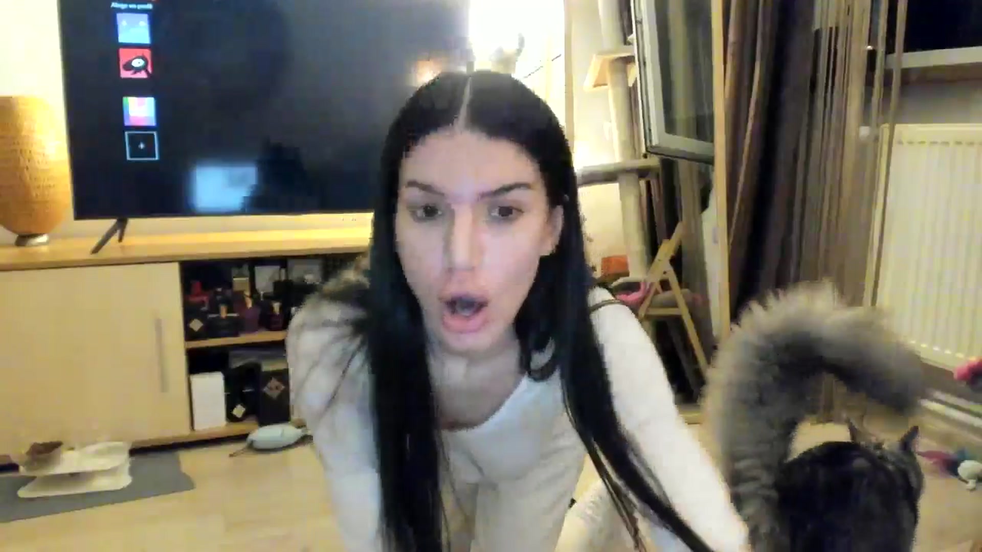 Gallery image thumbnail from SashaLopez's myfreecams stream on, 11/08/2024, 24:31 image 11 of 20