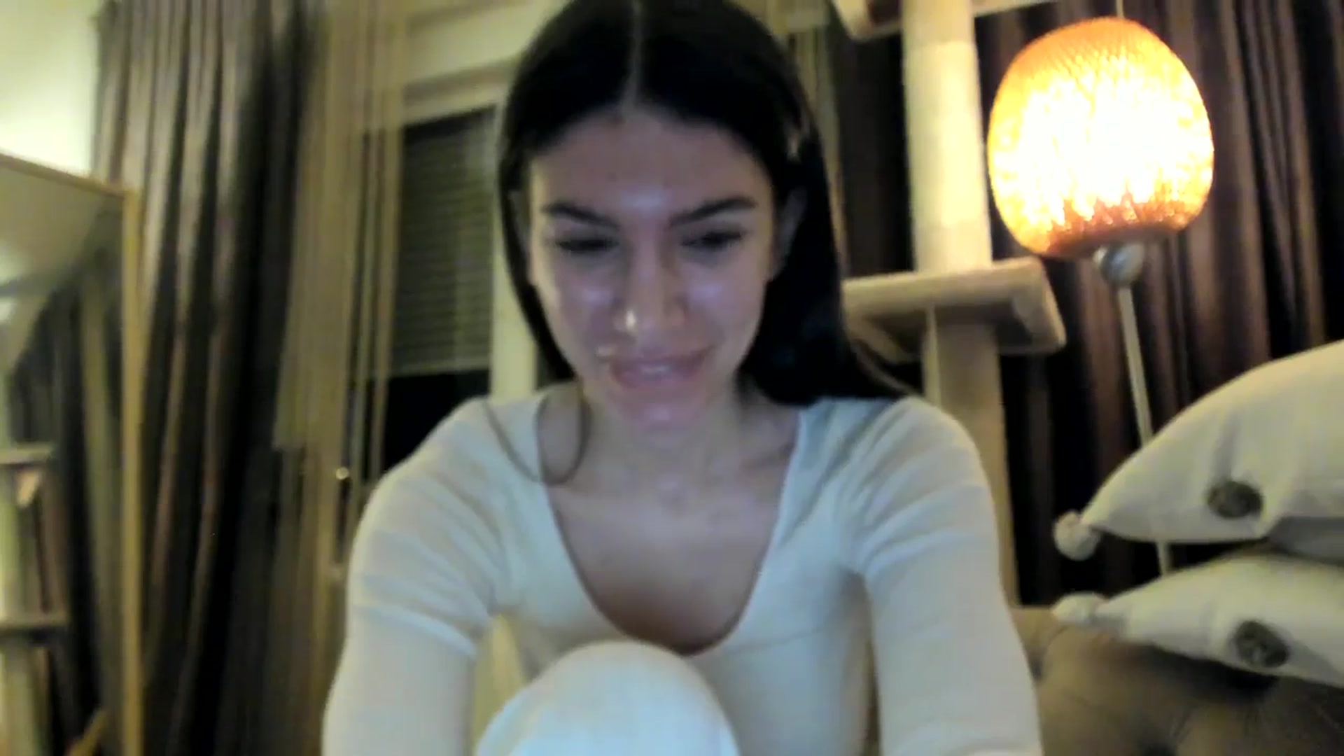 Gallery image thumbnail from SashaLopez's myfreecams stream on, 11/08/2024, 24:31 image 20 of 20