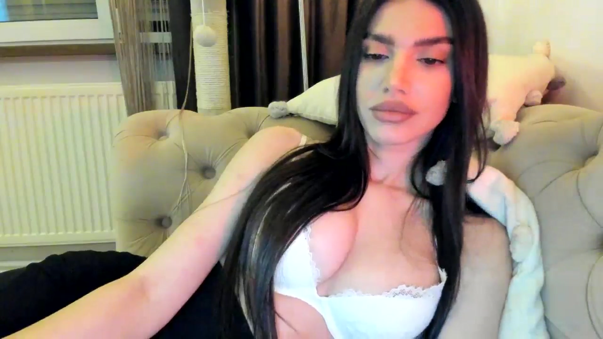 Gallery image thumbnail from SashaLopez's myfreecams stream on, 11/09/2024, 21:01 image 11 of 20