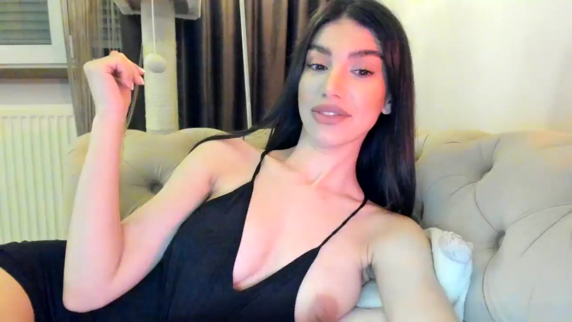 Gallery image thumbnail from SashaLopez's myfreecams stream on, 11/09/2024, 23:36 image 1 of 20