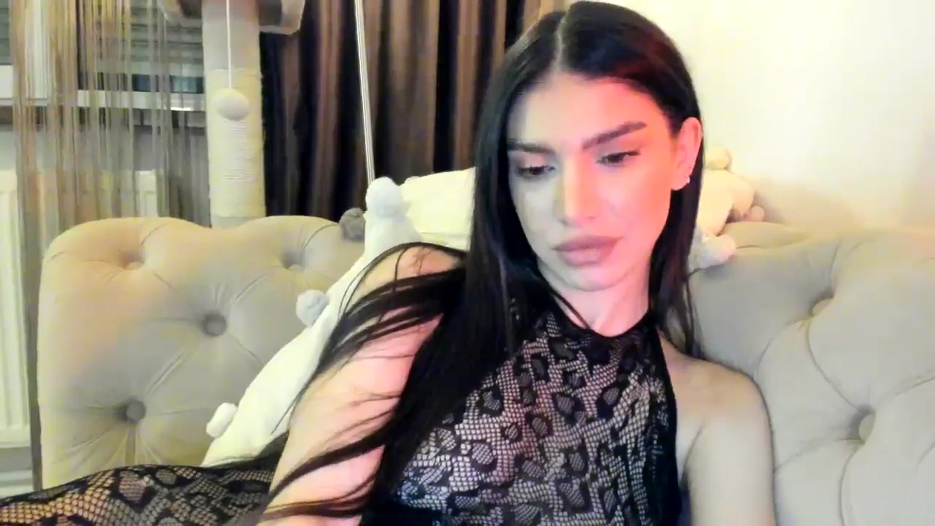 Gallery image thumbnail from SashaLopez's myfreecams stream on, 11/14/2024, 22:23 image 13 of 20