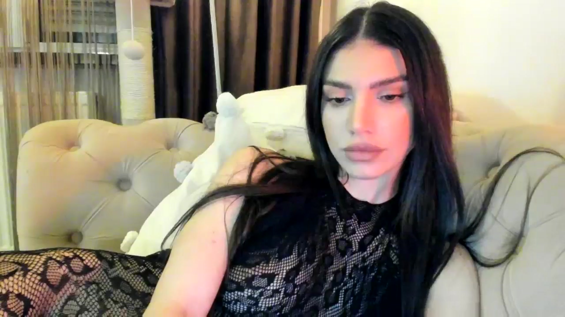 Gallery image thumbnail from SashaLopez's myfreecams stream on, 11/14/2024, 22:23 image 2 of 20