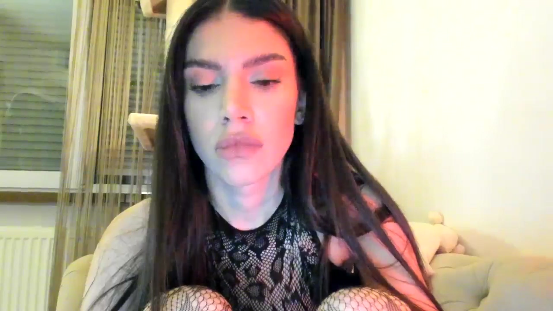 Gallery image thumbnail from SashaLopez's myfreecams stream on, 11/14/2024, 22:42 image 12 of 20