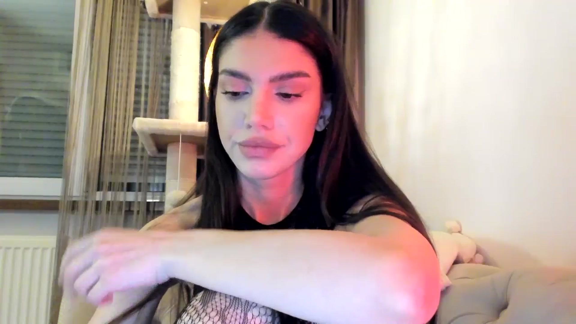 Gallery image thumbnail from SashaLopez's myfreecams stream on, 11/14/2024, 22:42 image 10 of 20