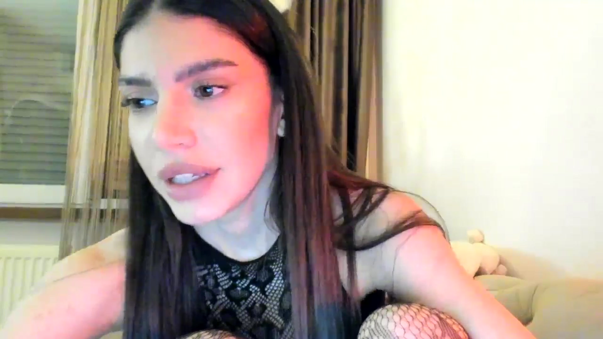 Gallery image thumbnail from SashaLopez's myfreecams stream on, 11/14/2024, 22:42 image 15 of 20