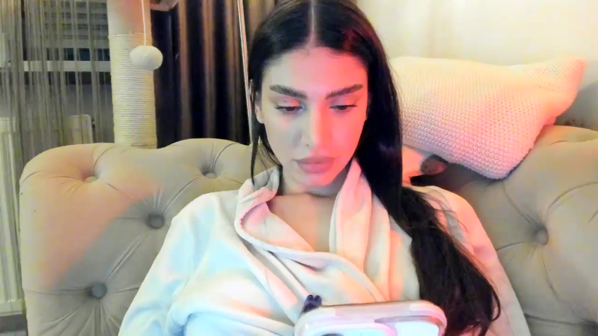 Gallery image thumbnail from SashaLopez's myfreecams stream on, 11/19/2024, 21:49 image 14 of 20